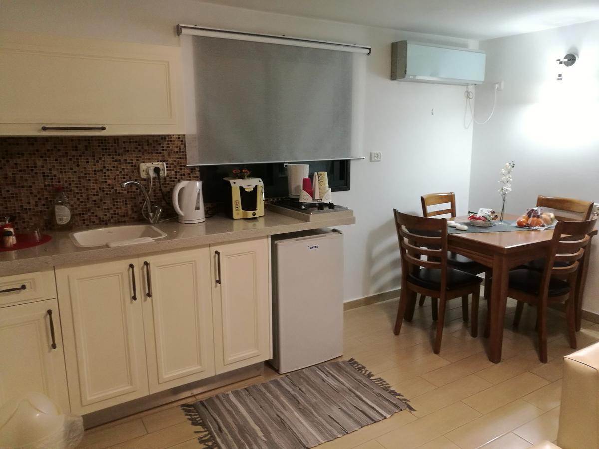 Ronit'S Place Apartment Qiryat Shemona Luaran gambar